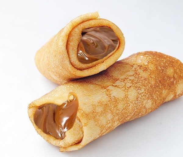 Блинчики с варенoй сгущенкой